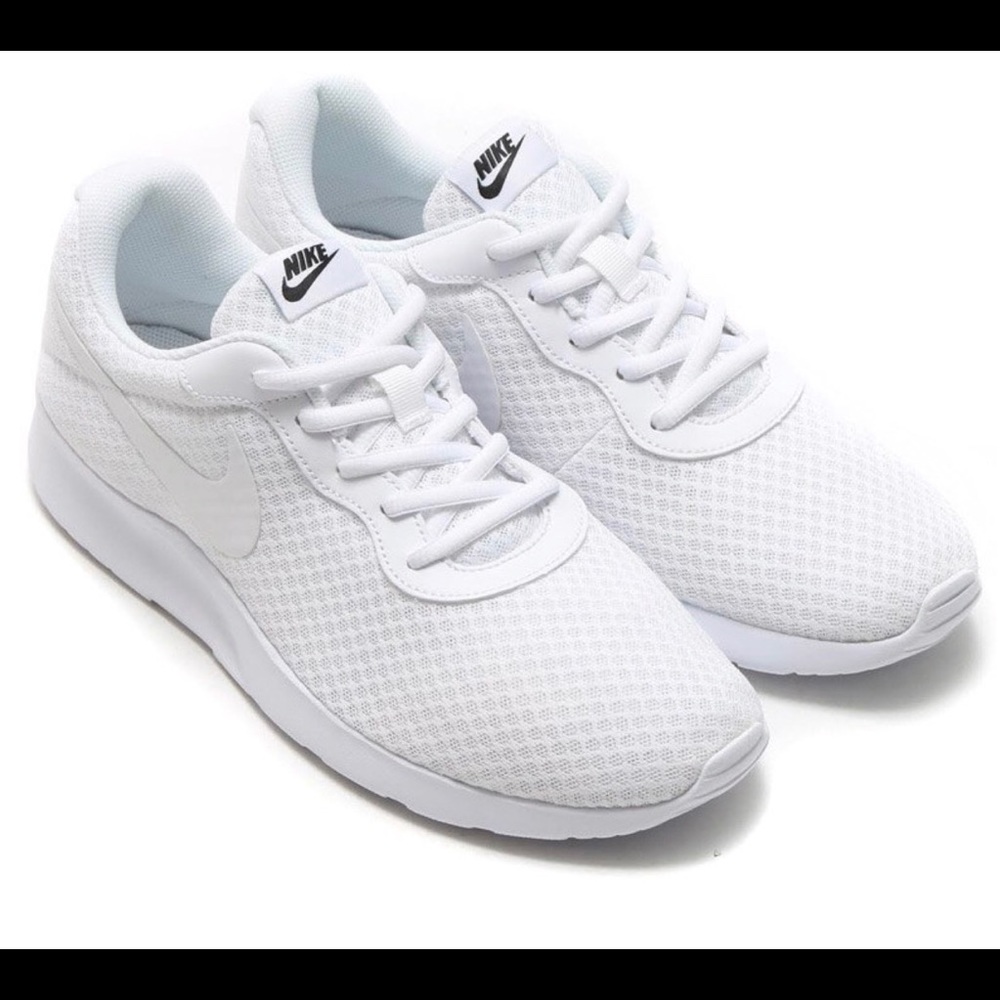 White/White Nike Tanjun